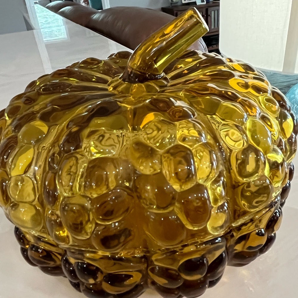 Cracker Barrel Amber glass 2 piece candy dish